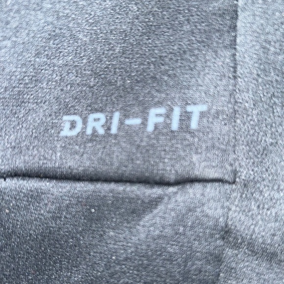 Nike Dri-Fit Hoodie Black Gray Pullover Sweatshirt Big Center Swoosh Men’s Large - Picture 4 of 6